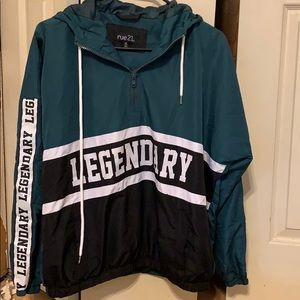 Women’s windbreaker